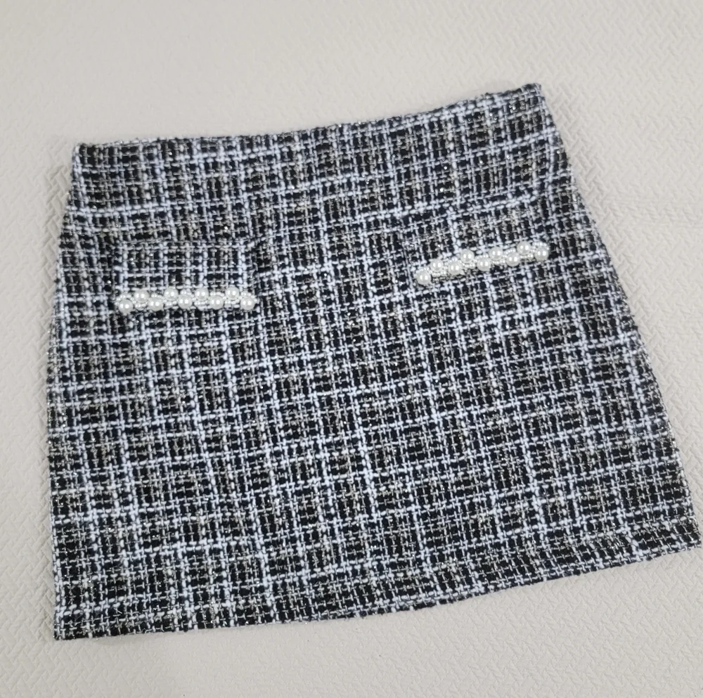 Flying Tomato Tweed Mini Skirt with Pearl Accents Size Large - Black and White